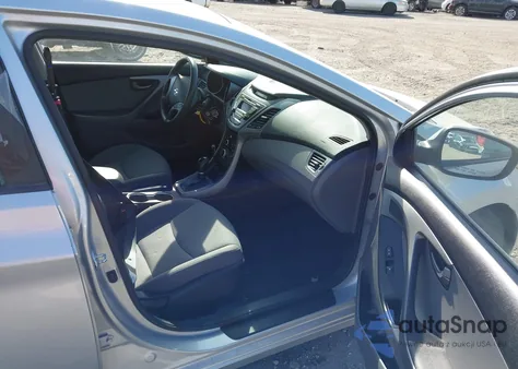 2016 Hyundai Elantra Se из США, поврежденный, VIN 5NPDH4AEXGH743306